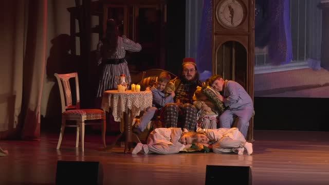 Фрагмент музыкального спектакля «Духи дома или похвала бабушкам смотреть онлайн