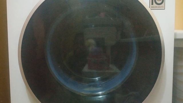 стирка сорочек и подушных наволочек на программе Синтетика 60'с + пар смотреть онлайн