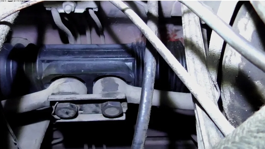 Замена пыльника рулевой рейки ВАЗ 2108 смотреть онлайн