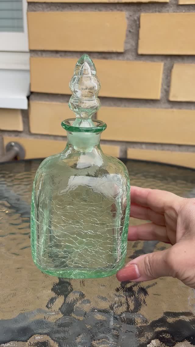 Графин стеклянный (битое стекло) дизайнерский. Скансен. Швеция.