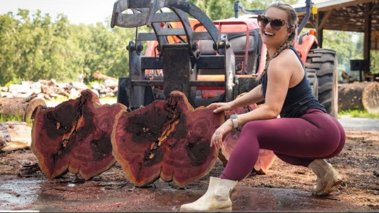 Торцевые спилы на ленточной пилораме . смотреть онлайн