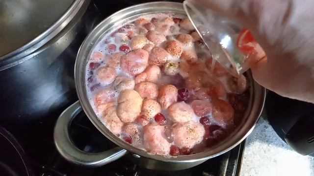 клубничный компот ,свиные ножки, винегрет. смотреть онлайн