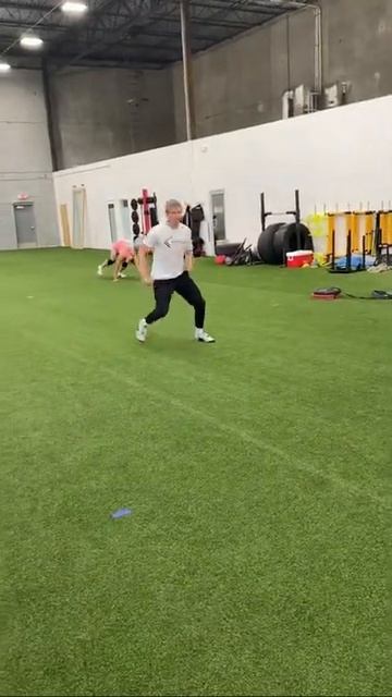 Drop Step Crossover (Backward Carioca) | Кариока спиной вперед  с зашагиванием перед собой