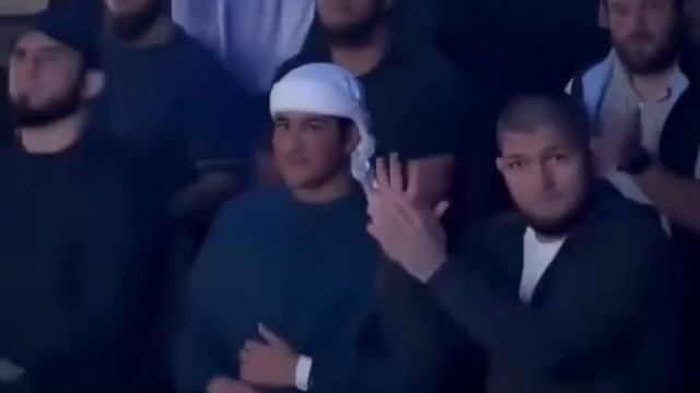 😄Оператор перепутал Хабиба с Исламом Махачевым! смотреть онлайн