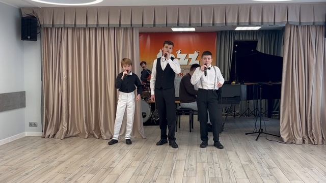 Вокальное трио  Jazz 3- почему отчего