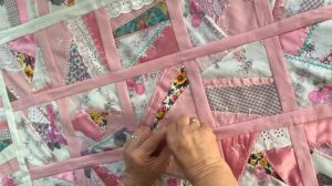 Нежное детское лоскутное одеяло