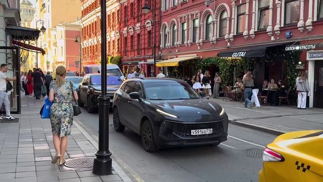 Вот почему стоит побывать в Москве хотя бы раз ✨ смотреть онлайн