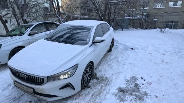 Geely Emgrand мнение таксиста о китайском авто смотреть онлайн
