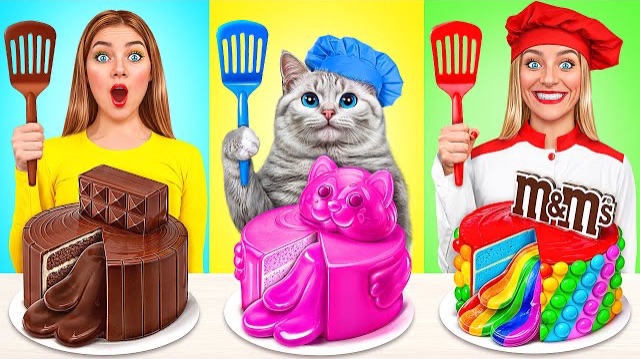 КУЛИНАРНЫЙ СУПЕР ЧЕЛЛЕНДЖ Я ПРОТИВ БАБУШКИ С КОТИКОМ смотреть онлайн