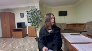 Стелла в участковом пункте в декабре 2025