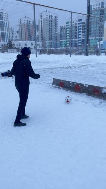 ЗИМНИЙ ВАЙБ. #футбол смотреть онлайн