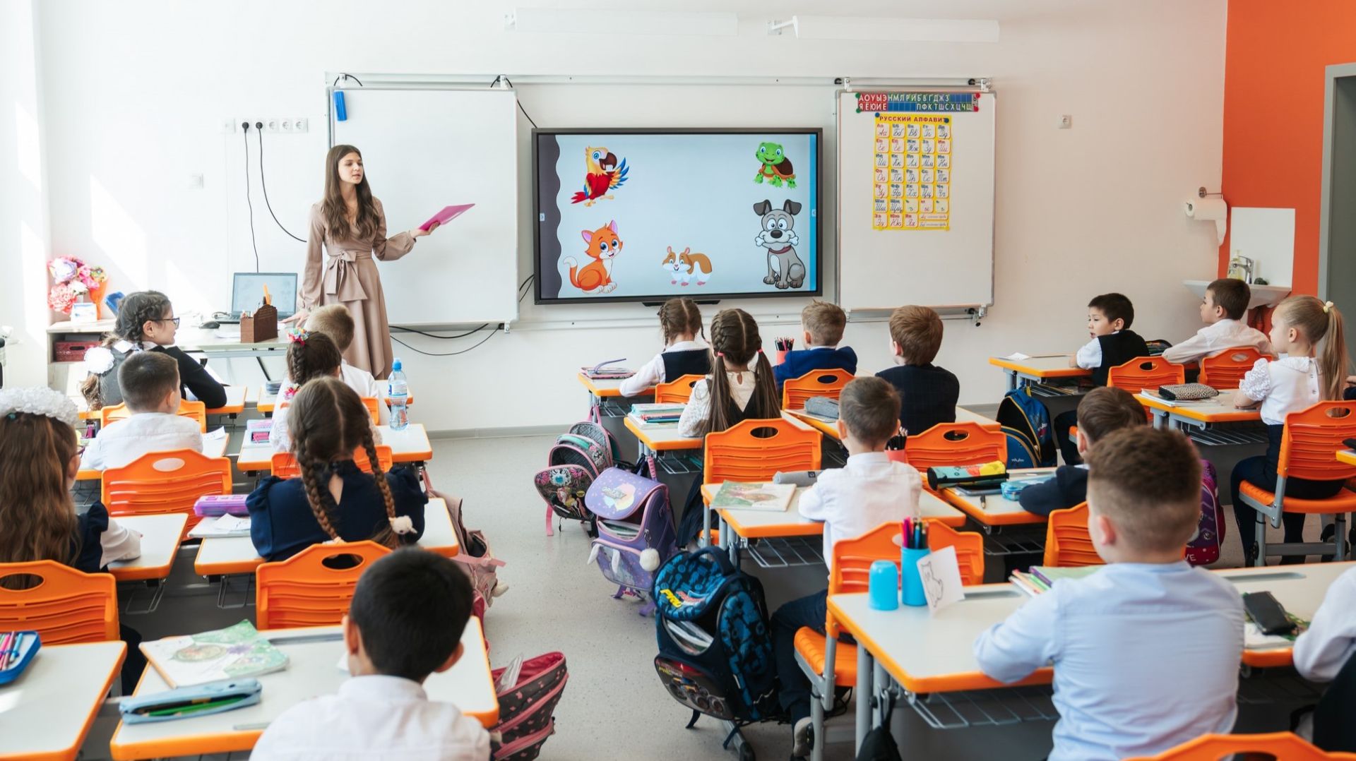 Придётся наверстывать - как морозы скажутся на обучении школьников в Югре смотреть онлайн