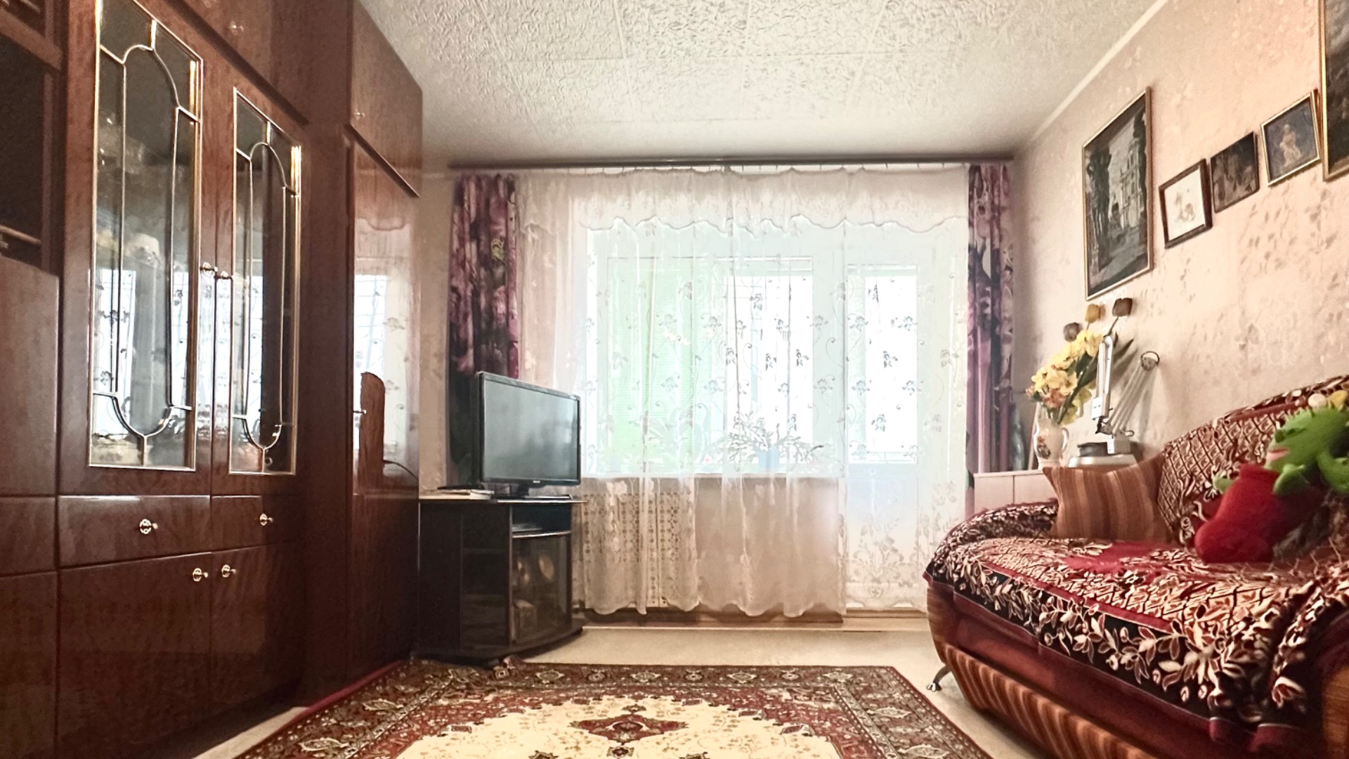 2х комнатная квартира. Саратов, Чернышевского, дом 96. смотреть онлайн