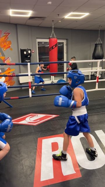 Аман легко работает  😎 2-й раунд