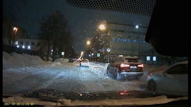 Зеркальный город: Поездка по огням | 4K POV смотреть онлайн