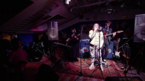 Cryin’ - Алена Ческидова, Анна Аветисян, Елена Хоменко, Дмитрий Устюгов