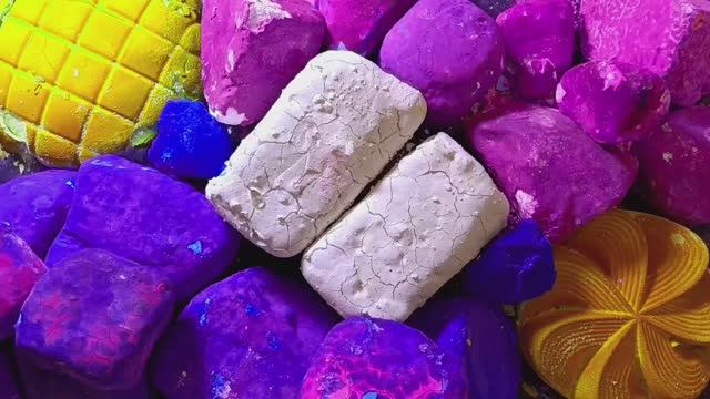 АСМР 💖Kool Krushes ASMR 💖 Хрустящий рассыпчатый цветной мел 💚🧡💙💜💣💣💣 смотреть онлайн