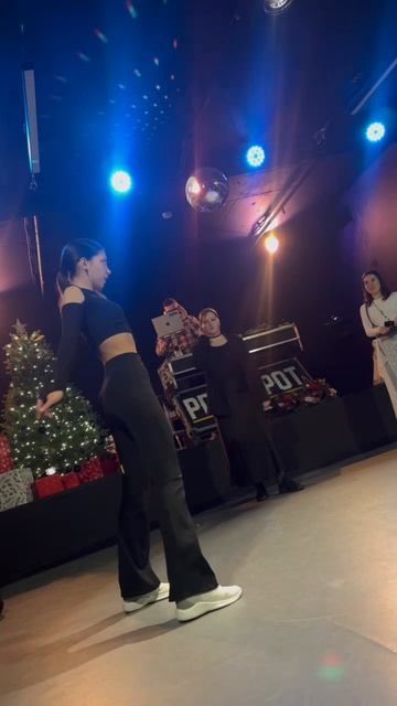 В Москве прошли батлы по ваакингу Freshman Contest