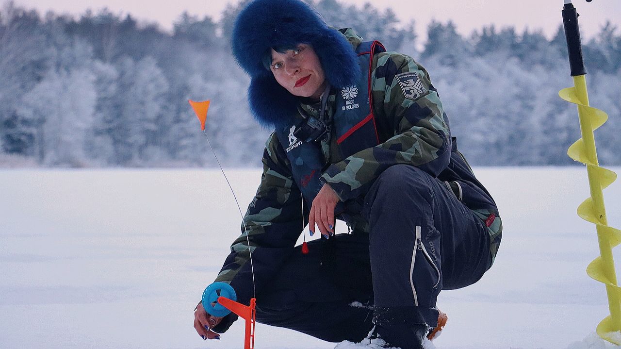ДОРОГОЙ НА ОЗЕРО. ЖИВЕМ на берегу В ПАЛАТКЕ. Зимняя рыбалка 2026 смотреть онлайн