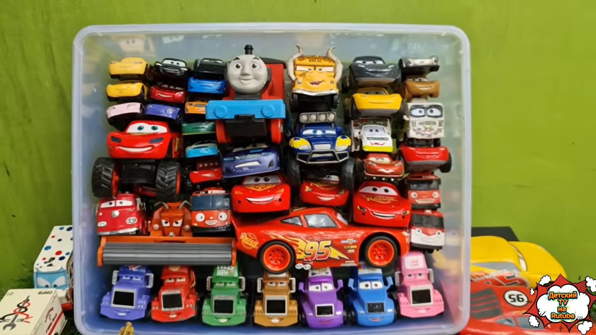 Машинки Тачки — распаковка Disney Pixar | Молния Маккуин и друзья смотреть онлайн