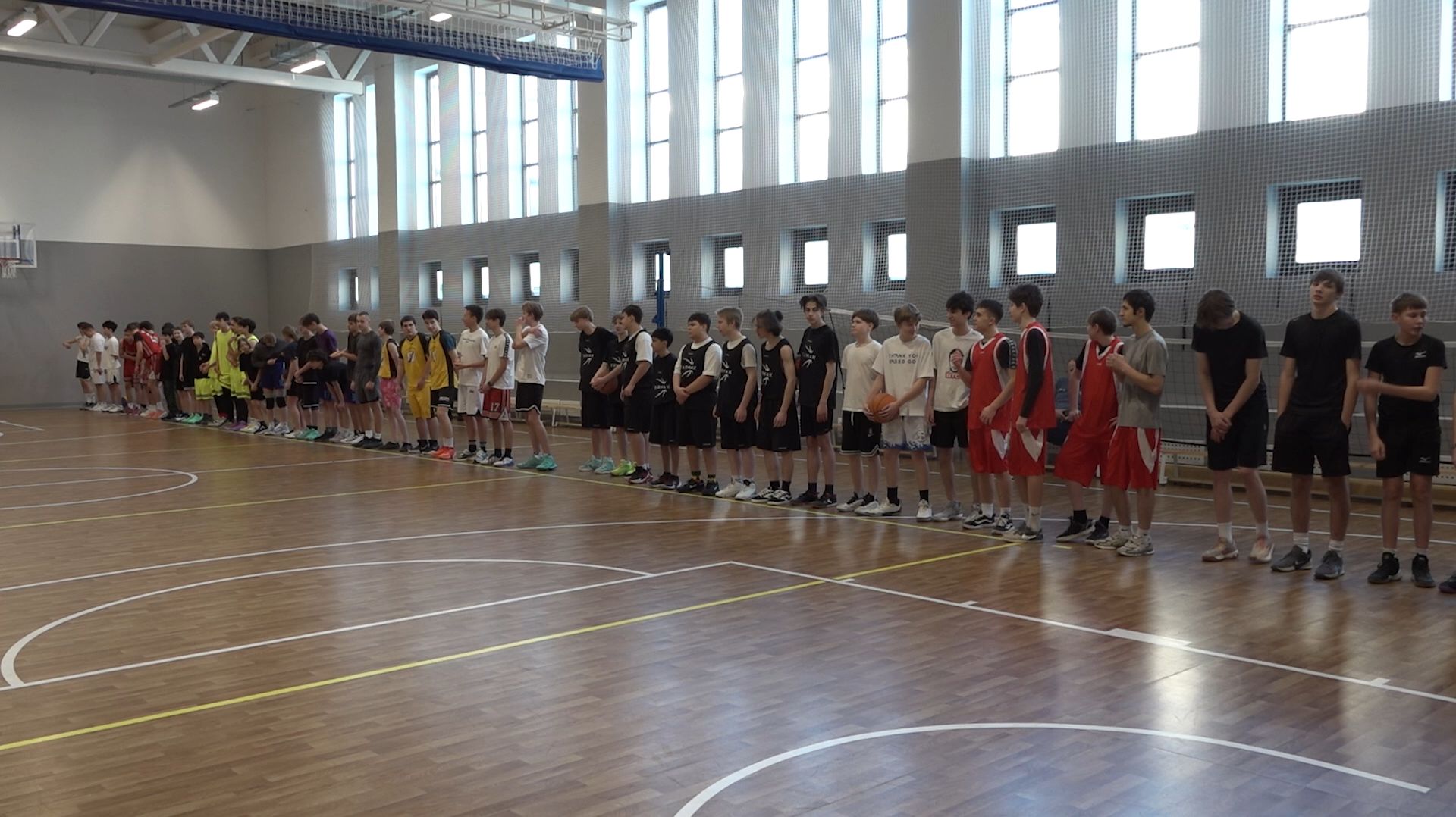 В Пушкино прошёл открытый турнир по стритболу «Непробиваемый щит»! смотреть онлайн