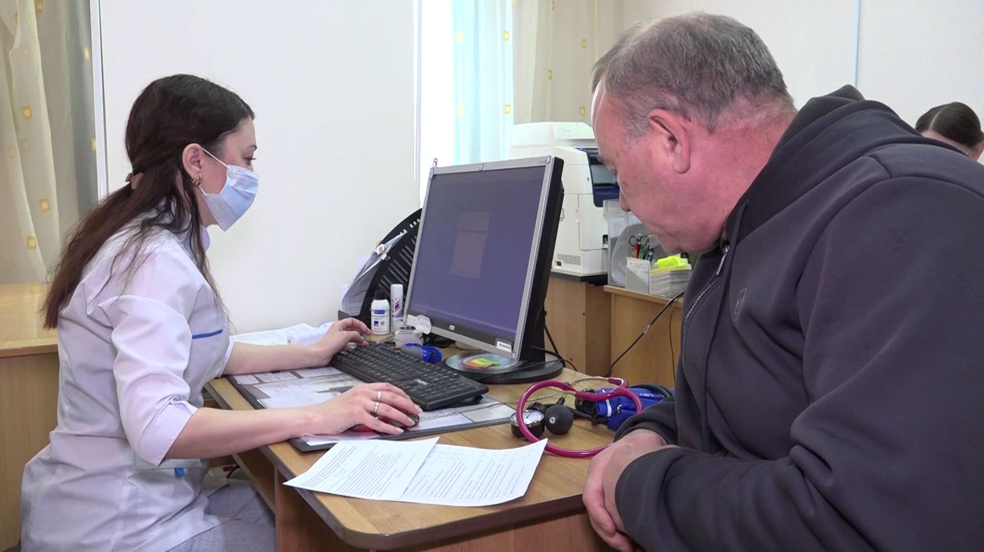 В Нефтеюганском районе за год у 200 человек впервые выявили диабет смотреть онлайн