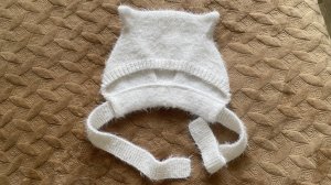 Чепчик с ушками (спицами)