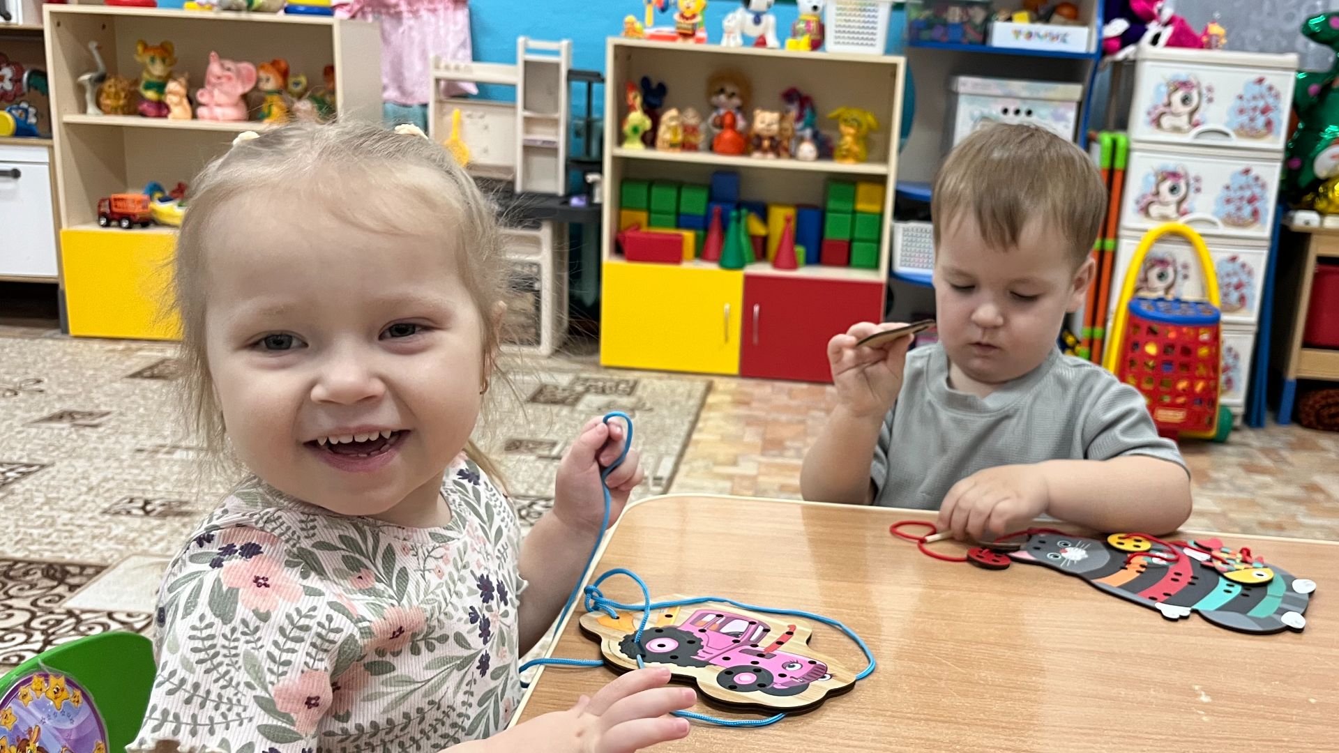 Консультация для родителей: Как развивать мелкую моторику ребенка: советы и игры смотреть онлайн