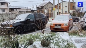 В опасный каток превратили улицы Севастополя февральские морозы