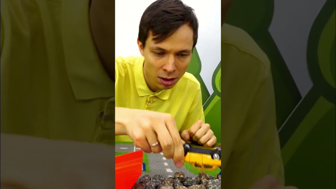 Такси готово к прыжку! Ремонт и мощный трамплин через камни  длядетей машинкидлядетей игрушки