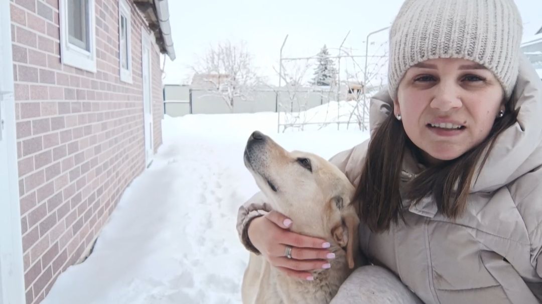 КУПИЛИ КВАРТИРУ В РОССИИ/ПЕРВЫЕ УГРОЗЫ/ЖИЗНЬ В ДЕРЕВНЕ/ смотреть онлайн