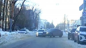 ДТП " крутой тачки"  на ровном месте..Как так??))