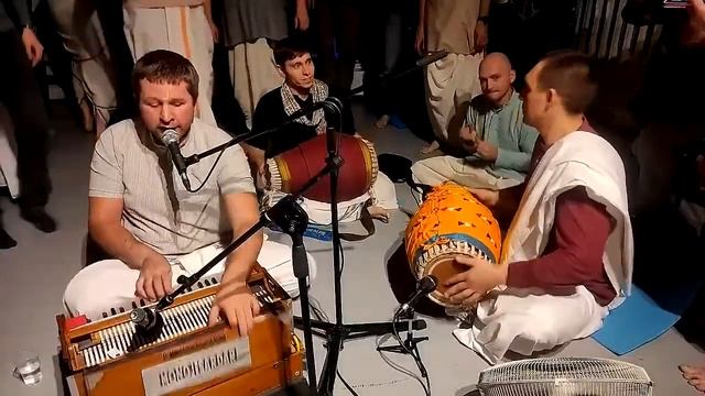 13 11 22  Воскресная программа  Гаура арати