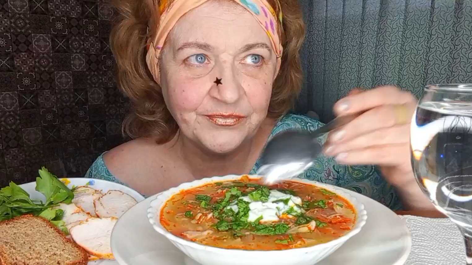 МУКБАНГ Щи с БУЛГУРОМ/Муж ОБЛЕНИЛСЯ!День НЕ ЗАДАЛСЯ! смотреть онлайн