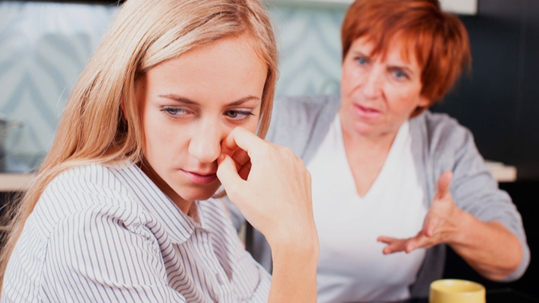 ЗАВИСТЬ МАТЕРИ смотреть онлайн