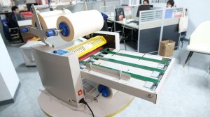 Рулонный ламинатор AfterPrint SMFM 5002z. Видео 1.