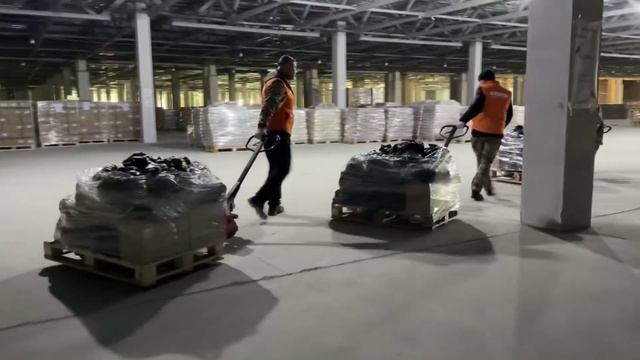 Пятая гуманитарная миссия нижегородских волонтеров отправилась в Курскую область смотреть онлайн