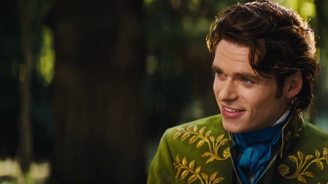 Золушка (2015) принято это не значит непреложно и правильно смотреть онлайн