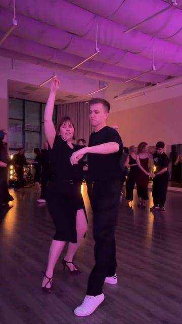 Парные танцы Сальса в Белгороде. Обучение с нуля. Школа танцев Dance Life смотреть онлайн