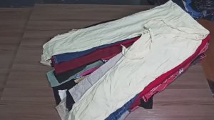 Лот 1915 Брюки женские Англия Крем 1200₽_кг 38 ед 12,5кг