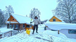 Откапываю хутор и спасаю строения от снега. Творчество на кухне и в деревенской мастерской