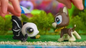 Настя построила город для игрушек