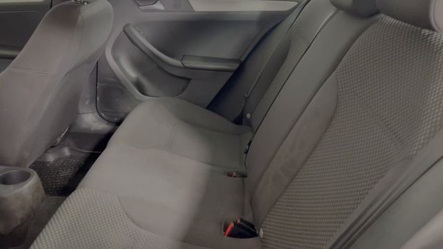 Volkswagen Jetta смотреть онлайн