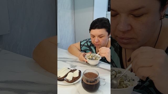 3.02 ВКУСНЫЙ 😋 😋 😋 ЗАВТРАК смотреть онлайн