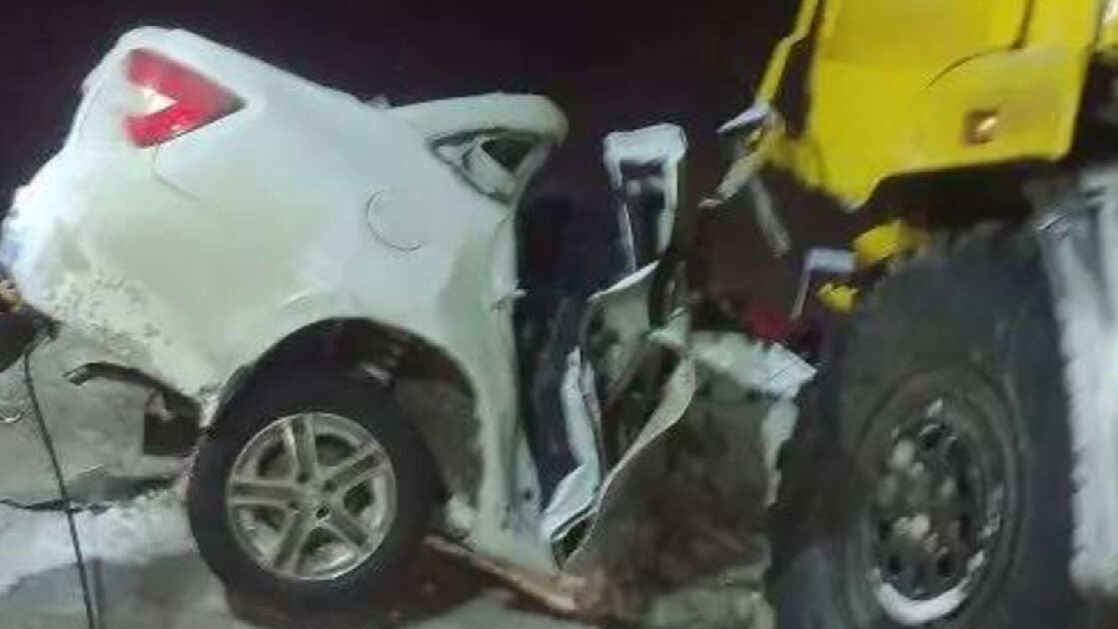 Четыре человека погибли в ДТП с грузовиком в Башкирии смотреть онлайн