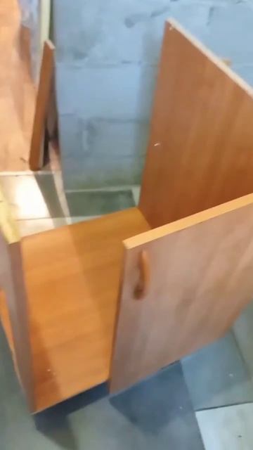 **«Тумба-времянка из хлама: как мы прикрутили мойку за 20 минут»**