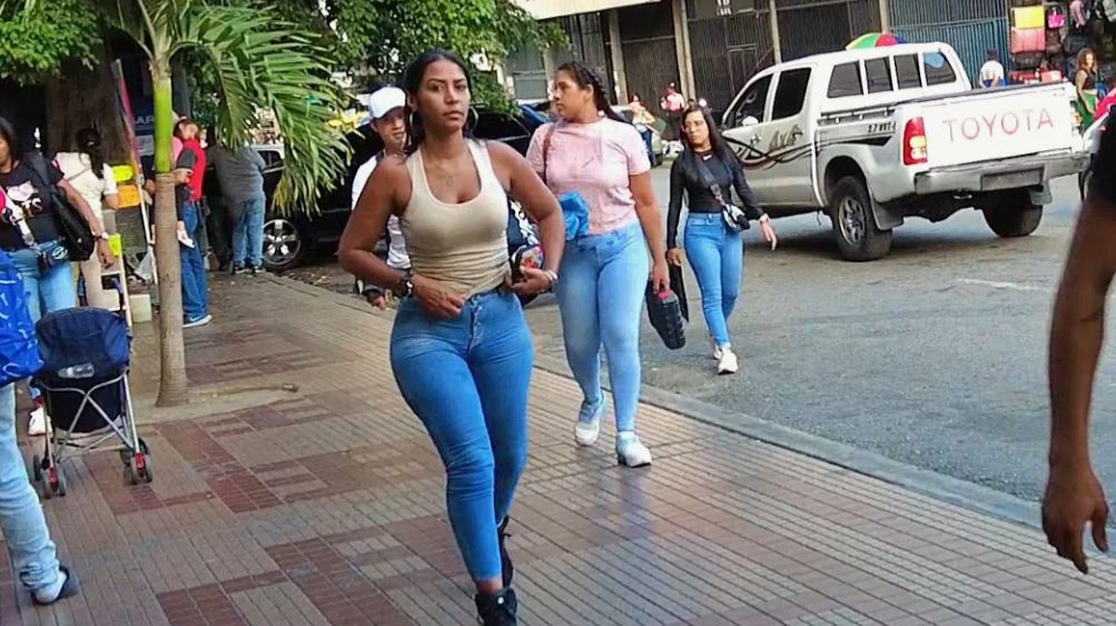 Лучшие Приколы в Фитнесе смотреть онлайн