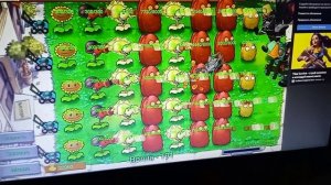 играю в гибрид мод растения из яндекса☑️