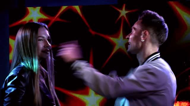 ВИА Друзья = Девушки как звёзды — А.Губин (кавер)