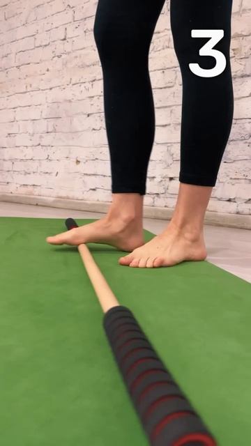 Гимнастика для СТОП с палкой! Улучшается кровообращение в стопах #reals #стопы #гимнастикадлястоп